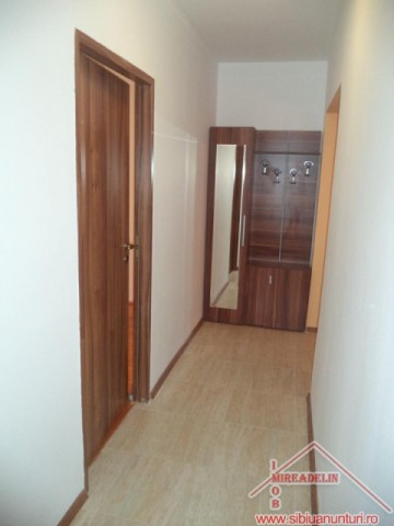 inchiriez-apartament-2-camere-zona-centrala-5