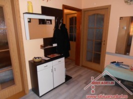inchiriez-apartament-3-camere-strand-8