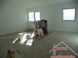vand-apartament-3-camere-calea-cisnadiei-2