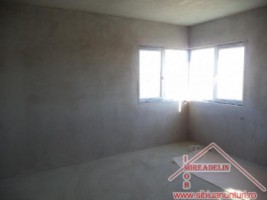 vand-apartament-3-camere-decomandate-calea-cisnadiei-2