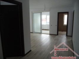 vand-apartament-3-camere-selimbar-1