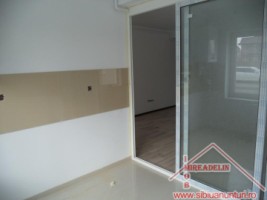 vand-apartament-3-camere-selimbar-2