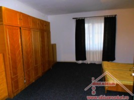 inchiriez-casa-3-camere-zona-terezian-2