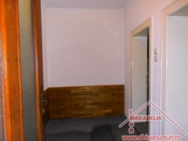 inchiriez-casa-3-camere-zona-terezian-4