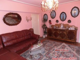urgent-vand-apartament-3-camere-turnisor