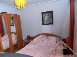 urgent-vand-apartament-3-camere-turnisor-8