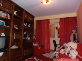 urgent-vand-apartament-3-camere-turnisor-10