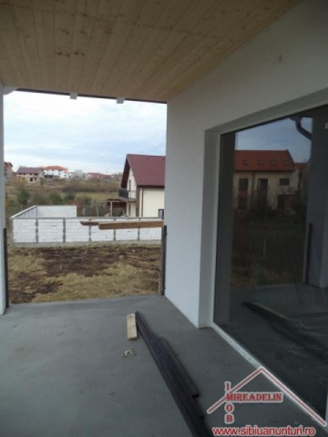 vand-apartament-3-camere-vila-selimbar-5