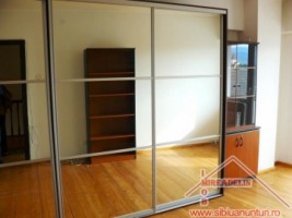 inchiriez-apartament-elegant-4-camere-zona-turnisor-3