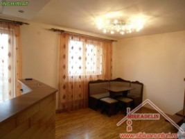 inchiriez-apartament-3-camere-zona-interex