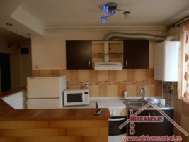 inchiriez-apartament-3-camere-zona-interex-1