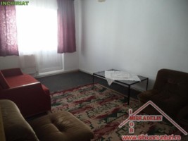 inchiriez-apartament-3-camere-zona-vasilea-aron