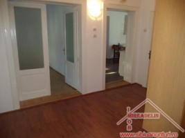 inchiriez-apartament-3-camere-la-casa-zona-centrala-4