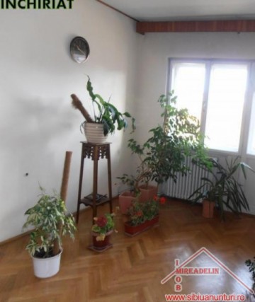 inchiriez-apartament-3-camere-la-casa-vasile-milea
