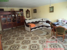 inchiriez-casa-5-camere-hala-zona-gusterita