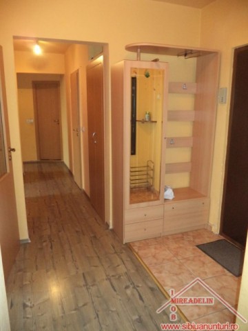 vand-apartament-3-camere-hipodrom-3-4