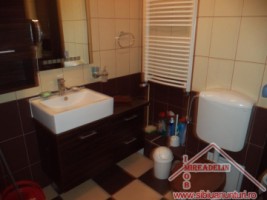 vand-apartament-3-camere-hipodrom-3-5