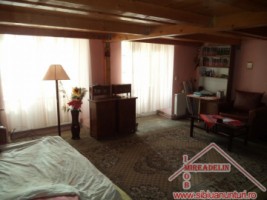 inchiriez-apartament-3-camere-centru-2