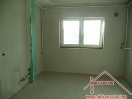 vand-apartament-2-camere-lazaret-2