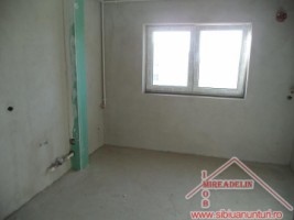 vand-apartament-2-camere-lazaret-3