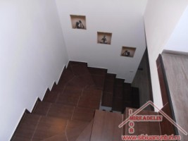 inchiriez-casa-cu-4-camere-calea-cisnadiei-4