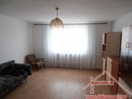 inchiriez-casa-cu-5-camere-zona-lazaret-1