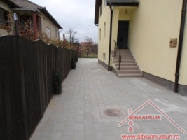 inchiriez-casa-cu-5-camere-zona-lazaret-10