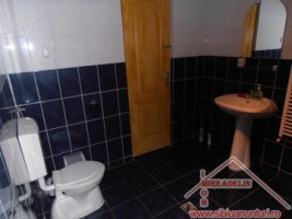 inchiriez-casa-7-camere-vasile-milea-2