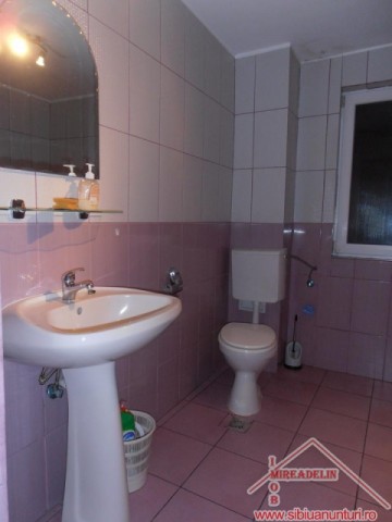 inchiriez-casa-7-camere-vasile-milea-9
