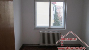 vand-apartament-4-camere-zona-m-viteazul-10