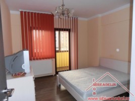 inchiriez-apartament-3-camere-b-dul-mihai-viteazu-1