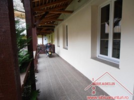 inchiriez-apartament-la-casa-ultracentral-9
