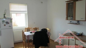inchiriez-casa-cu-4-camere-terezian-3