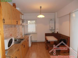 inchiriez-apartament-3-camere-vasile-aaron