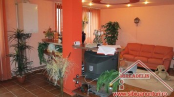 vand-apartament-3-camere-zona-m-viteazul-1