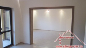 vand-apartament-3-camere-zona-hipodrom-5
