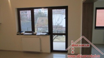 vand-apartament-3-camere-zona-hipodrom-7