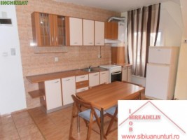 inchiriez-apartament-3-camere-64-mp-valea-aurie