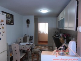 vand-apartament-3-camere-zona-turnisor-1