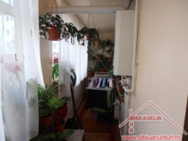 vand-apartament-3-camere-zona-turnisor-2