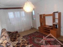 inchiriez-apartament-3-camere-vasile-aaron-1