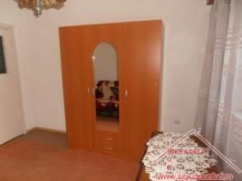 inchiriez-apartament-3-camere-vasile-aaron-2