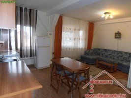 vand-apartament-3-camere-mobilat-valea-aurie