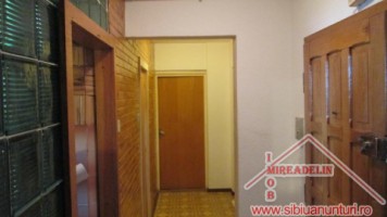 inchiriez-apartament-3-cam-zona-balea