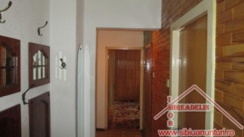 inchiriez-apartament-3-cam-zona-balea-5