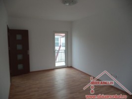 vand-casa-3-camere-calea-cisnadiei-6