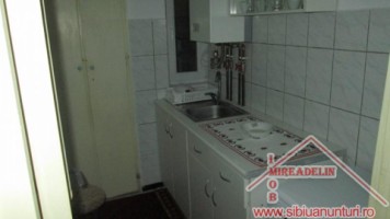inchiriez-apartament-2-cam-zona-hipodrom-3