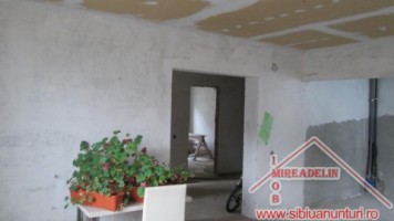 inchiriez-apartament-70-mp-3-camere-zona-balea-5