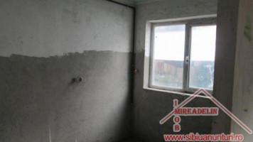 inchiriez-apartament-70-mp-3-camere-zona-balea-6