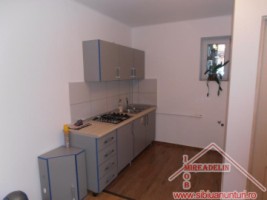 inchiriez-apartament-2-cam-zona-terezian-2